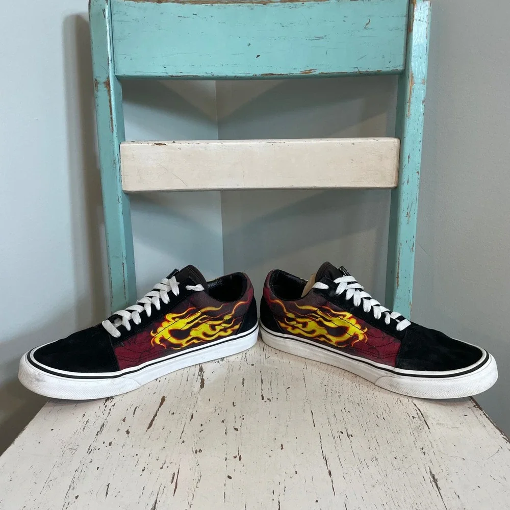 Vans Old Skool Samurai Flame Black Suede Canvas 8.5 MensSneakers 10 Women's